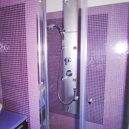 Blurooms Pensión 4*