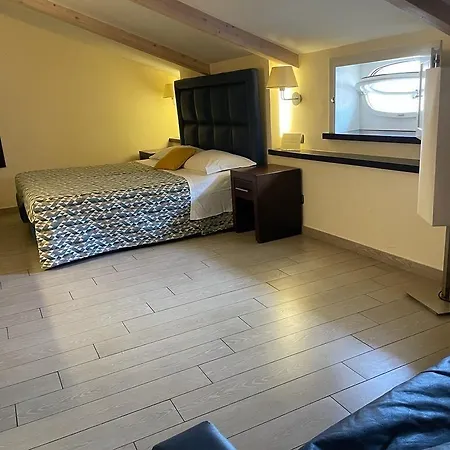 Blurooms Guest house