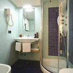 Blurooms Πανσιόν