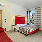 Blurooms Πανσιόν